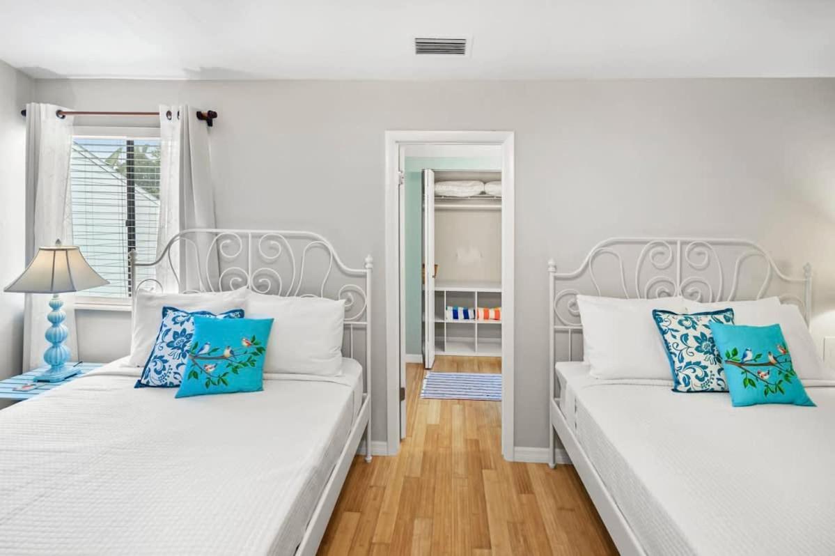 The Salty Saint Townhouse By The Beach St. Augustine Bagian luar foto