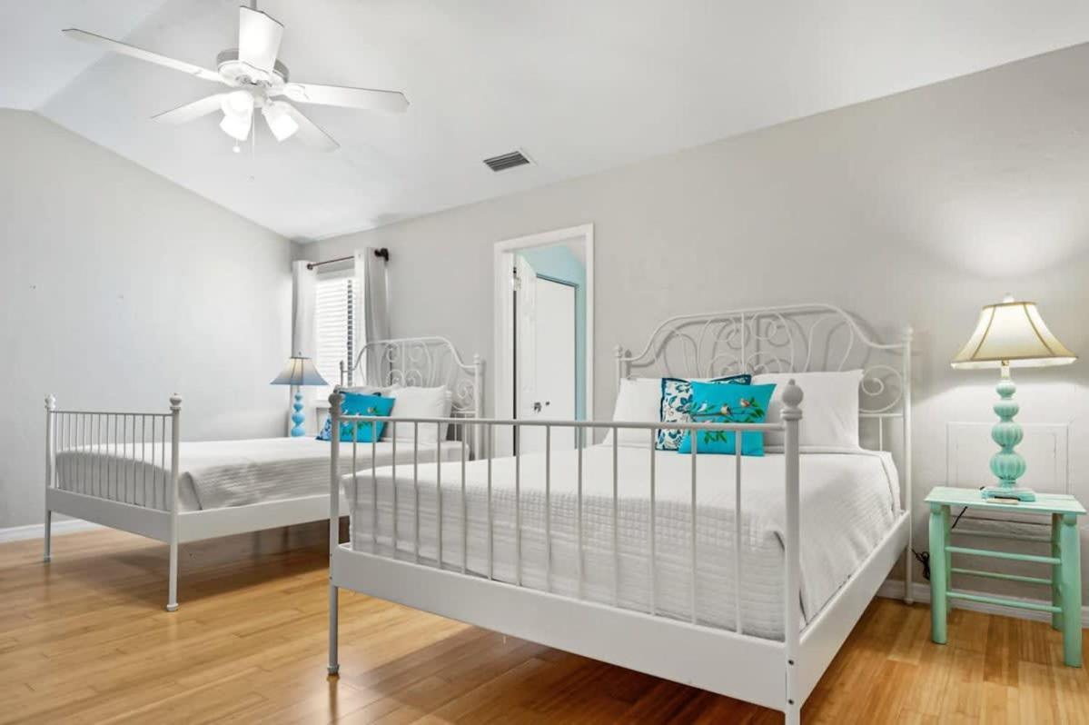 The Salty Saint Townhouse By The Beach St. Augustine Bagian luar foto