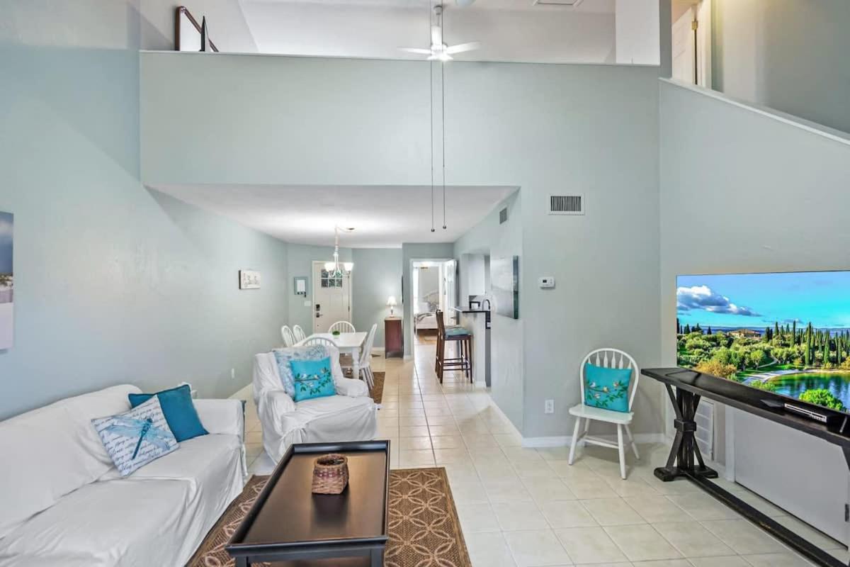 The Salty Saint Townhouse By The Beach St. Augustine Bagian luar foto