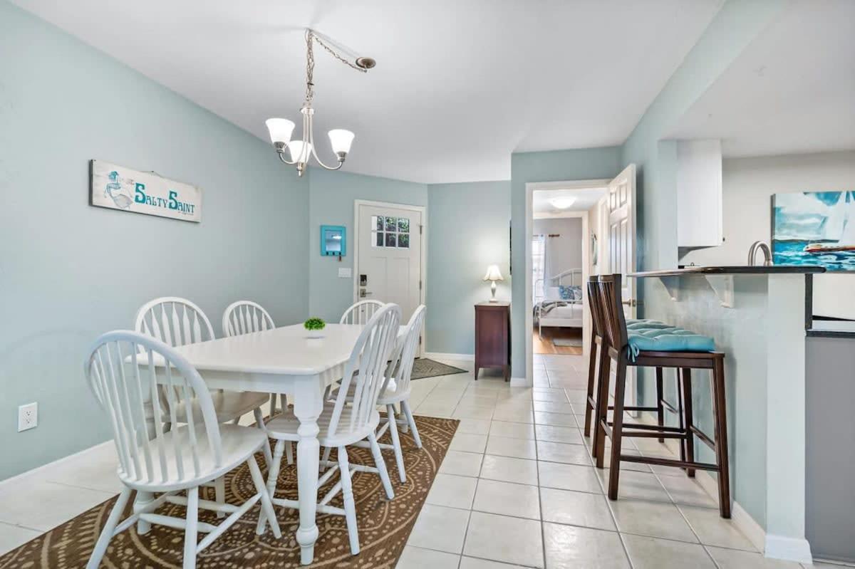 The Salty Saint Townhouse By The Beach St. Augustine Bagian luar foto